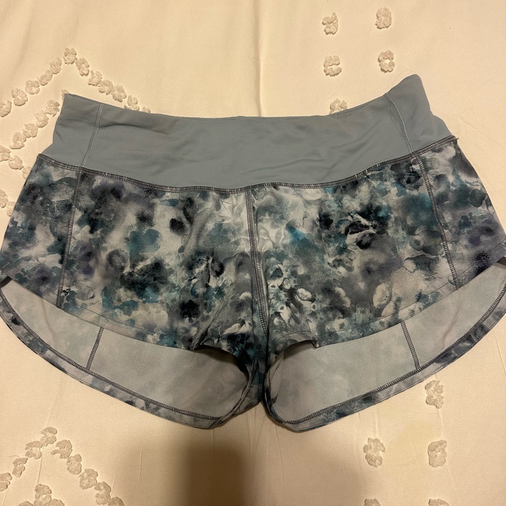 Women's lululemon speed up Shorts